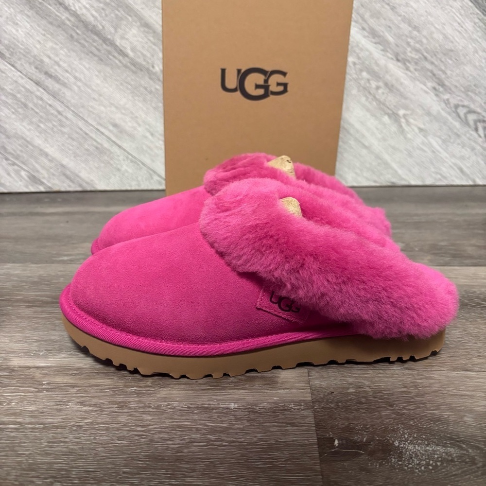 UGG | Cluggette Indoor Outdoor Sheepskin Slippers In Dark Peony Pink NEW - Picture 4 of 8